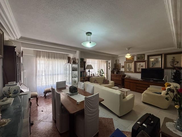 2 quarto Apartamento para venda em Centro - Muelle Pesquero, Torrevieja - 234 000 € (Ref: 9674466)