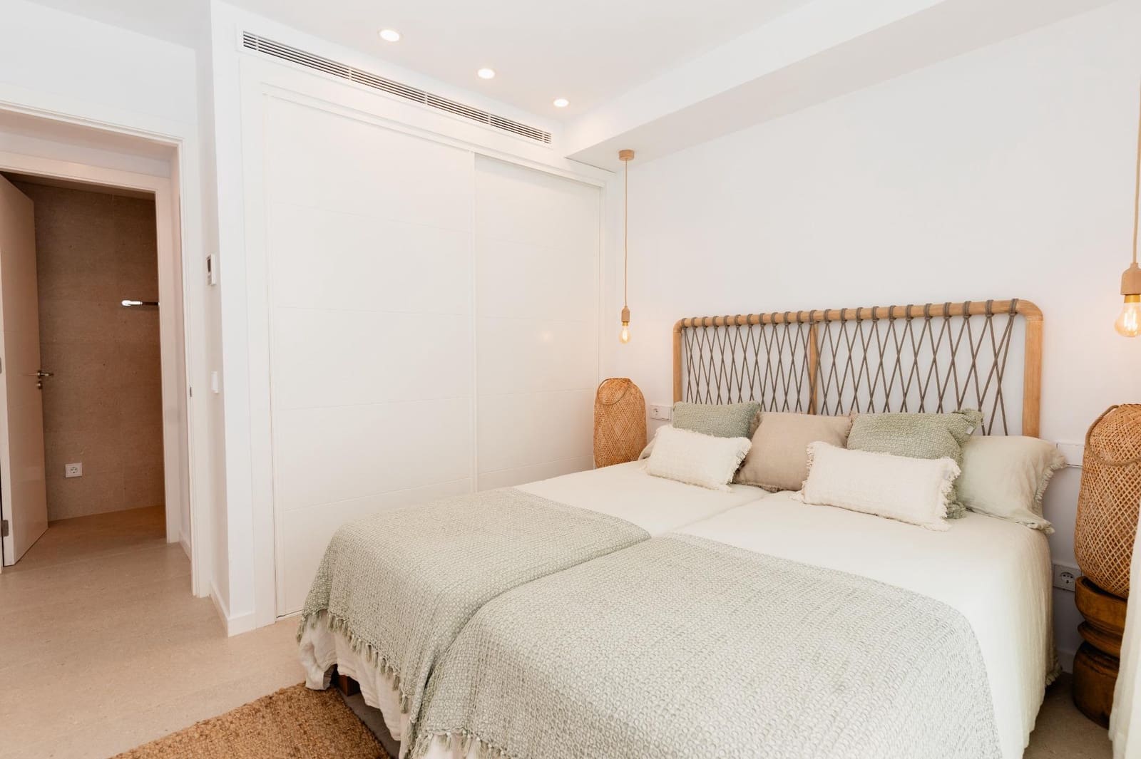 Apartamento de 1 habitación en Es Mercadal en venta con piscina garaje - 340.000 € (Ref: 9704975)