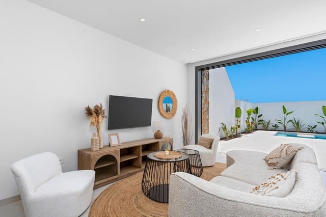 Chalet de 3 habitaciones en Las Lomas de Rame - Bahía Bella, Los Alcázares en venta con piscina garaje - 499.900 € (Ref: 9813862)