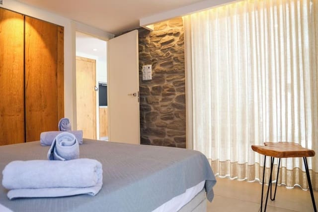 16 makuuhuone Huoneisto myytävänä paikassa San Jose / Sant Josep de Sa Talaia mukana uima-altaan - 3 500 000 € (Ref: 9820389)