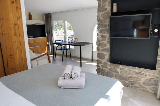 16 makuuhuone Huoneisto myytävänä paikassa San Jose / Sant Josep de Sa Talaia mukana uima-altaan - 3 500 000 € (Ref: 9820389)