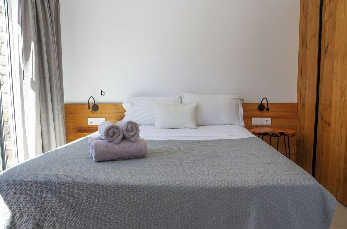 16 makuuhuone Huoneisto myytävänä paikassa San Jose / Sant Josep de Sa Talaia mukana uima-altaan - 3 500 000 € (Ref: 9820389)
