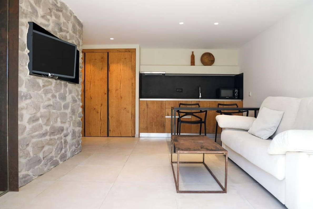 16 makuuhuone Huoneisto myytävänä paikassa San Jose / Sant Josep de Sa Talaia mukana uima-altaan - 3 500 000 € (Ref: 9820389)
