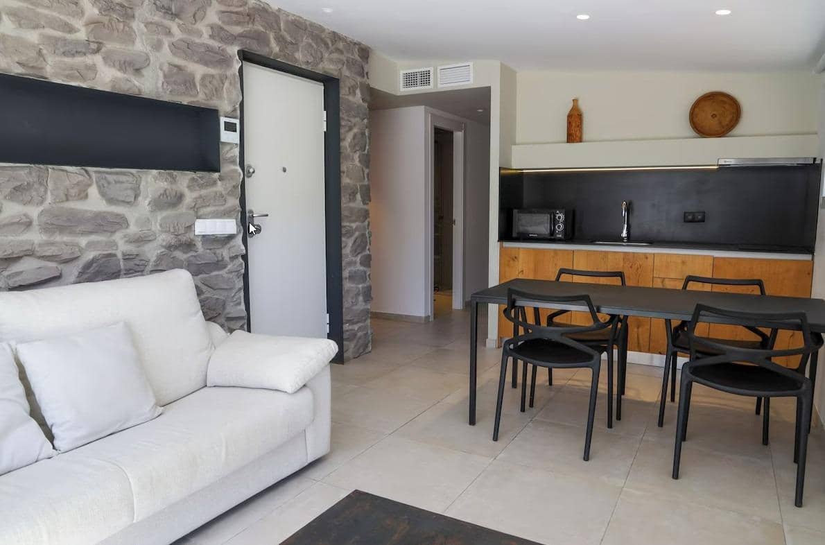 16 makuuhuone Huoneisto myytävänä paikassa San Jose / Sant Josep de Sa Talaia mukana uima-altaan - 3 500 000 € (Ref: 9820389)