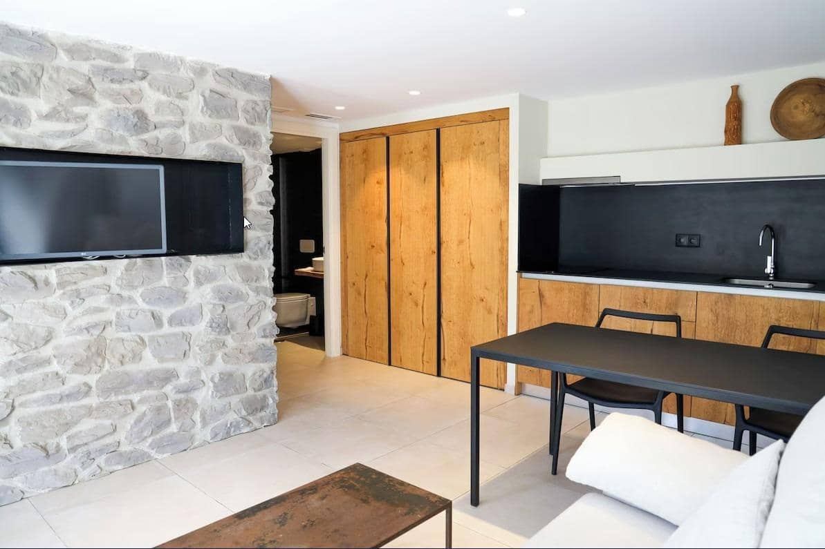 16 makuuhuone Huoneisto myytävänä paikassa San Jose / Sant Josep de Sa Talaia mukana uima-altaan - 3 500 000 € (Ref: 9820389)