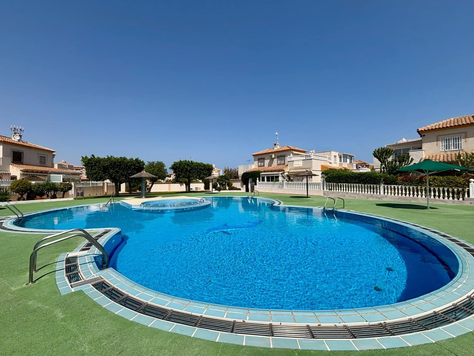 3 quarto Moradia em Banda para venda em Los Altos - 189 900 € (Ref: 9836564)