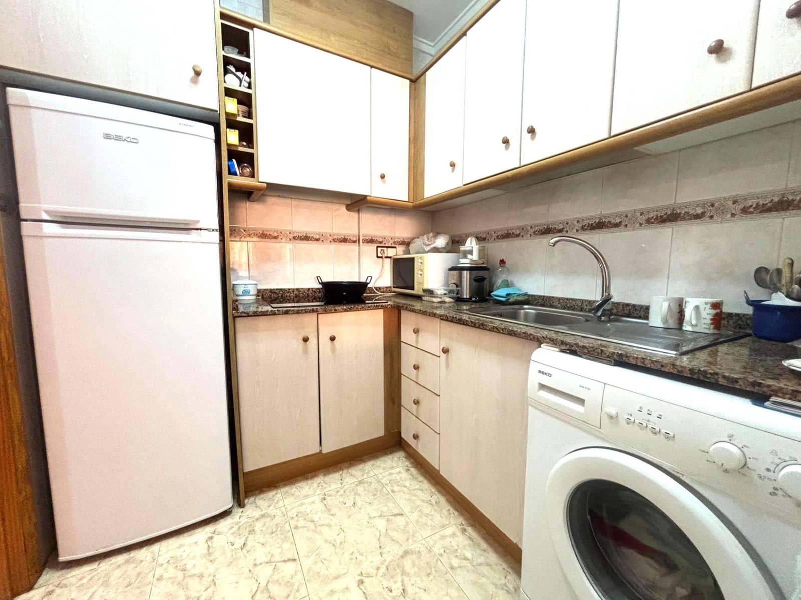 Apartamento de 2 habitaciones en Torrevieja en venta - 115.000 € (Ref: 9963315)