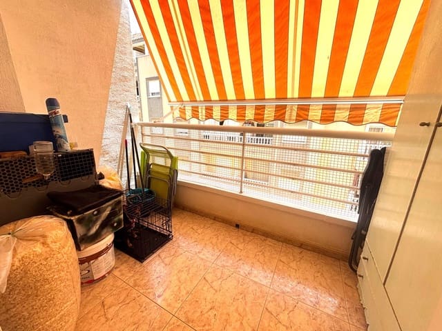 2 makuuhuone Huoneisto myytävänä paikassa Avenida Habaneras - Curva de Palangre, Torrevieja - 115 000 € (Ref: 9963315)