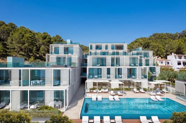 2 soveværelse Penthouse til salg i San Jose / Sant Josep de Sa Talaia med swimmingpool garage - € 1.050.250 (Ref: 9983138)
