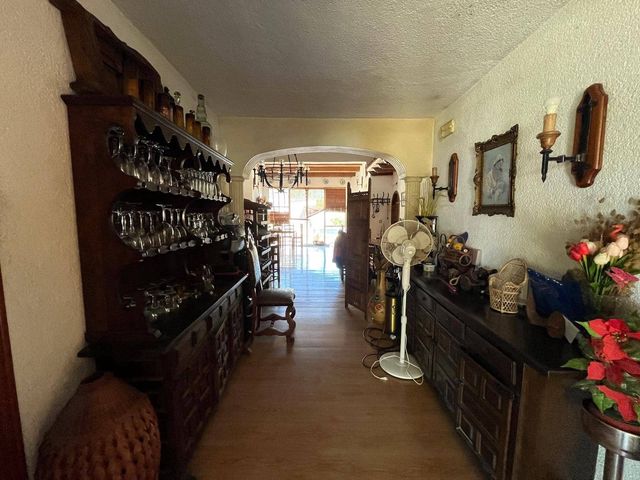 Bar/Restaurant zu verkaufen in El Vergel / Verger mit Pool Garage - 1.000.000 € (Ref: 10004770)