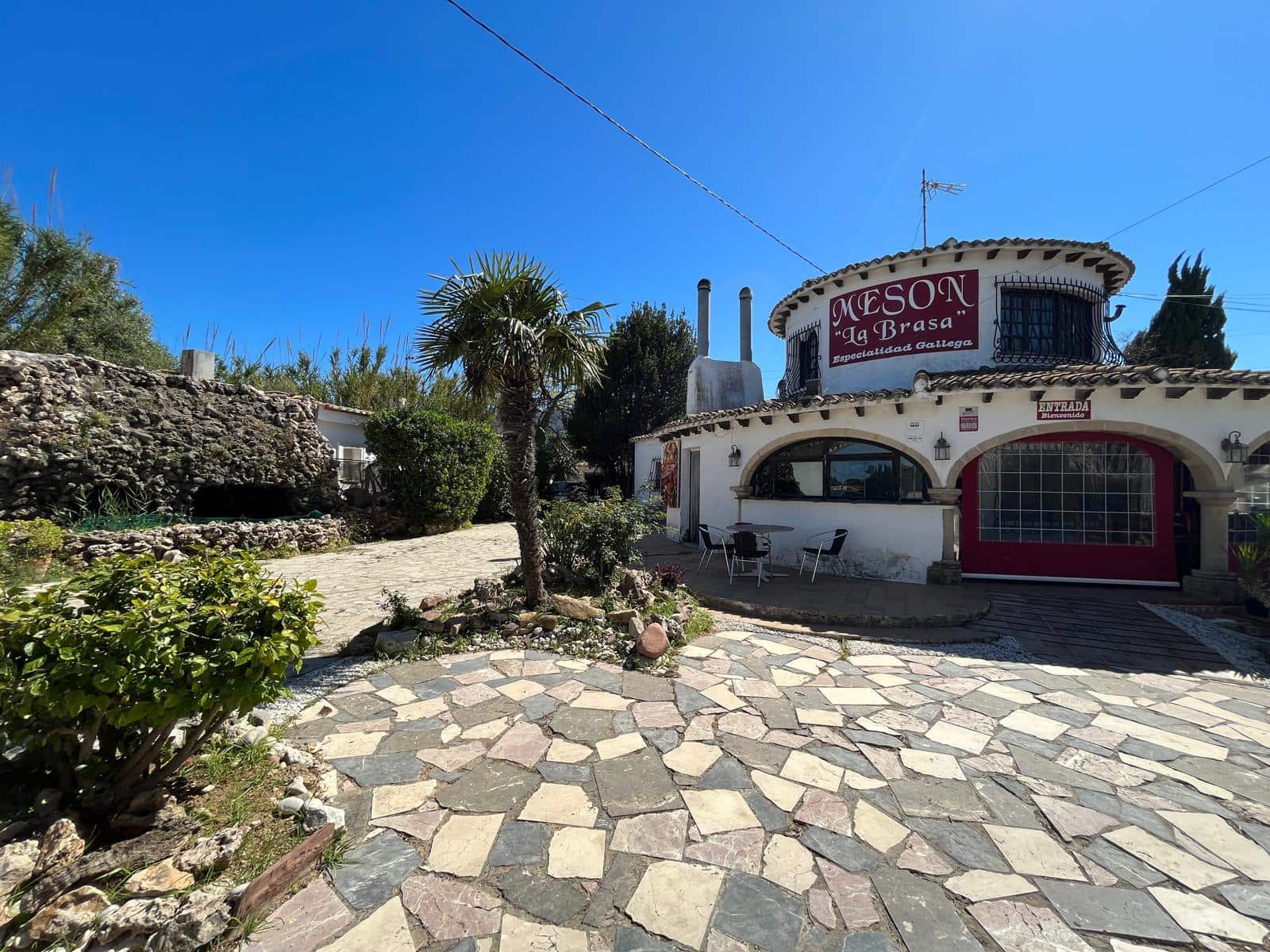 Restaurant/Bar for sale in El Vergel / Verger with pool garage - € 1,000,000 (Ref: 10004770)