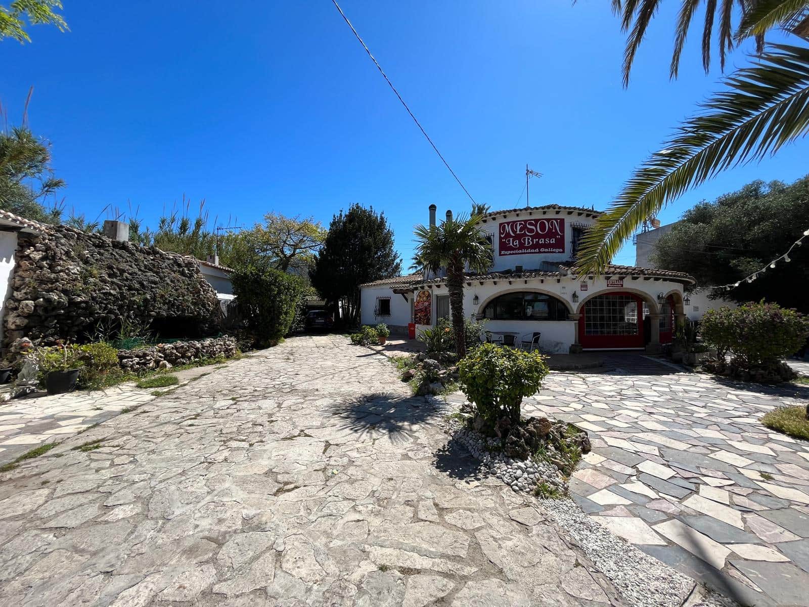Restaurant/Bar for sale in El Vergel / Verger with pool garage - € 1,000,000 (Ref: 10004770)