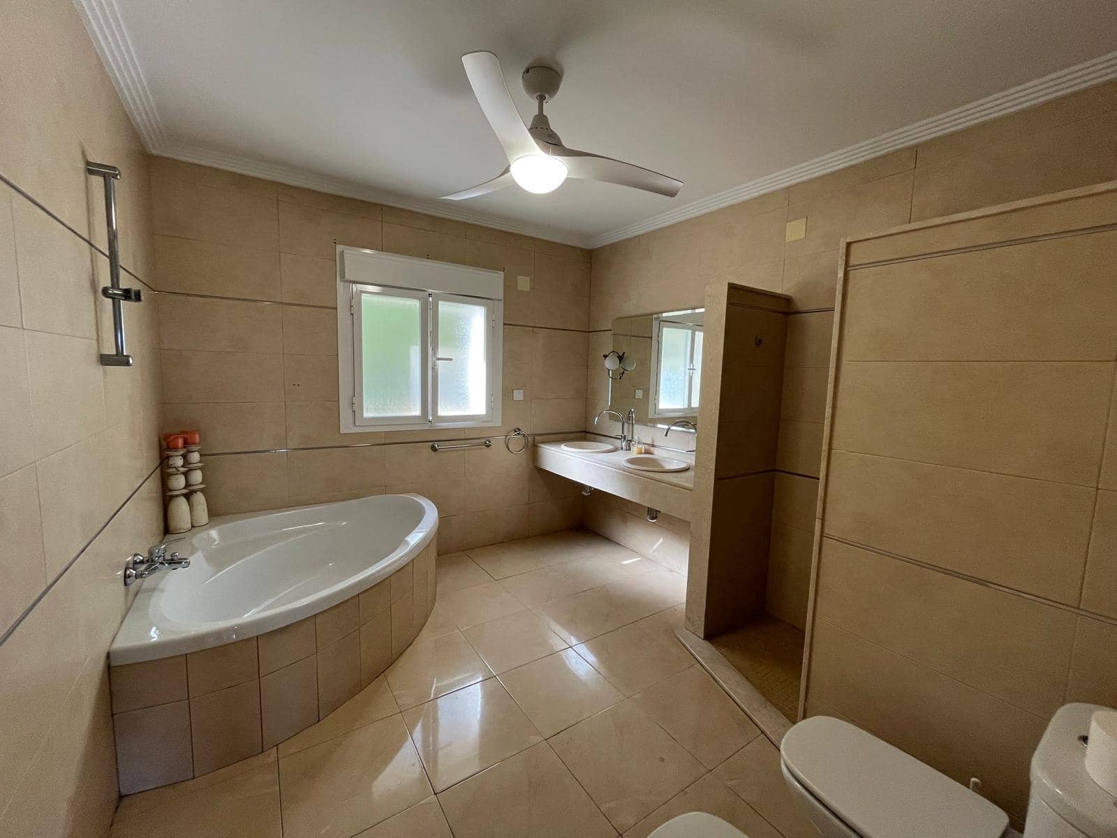 4 chambre Villa/Maison à vendre à Beniarbeig avec piscine garage - 850 000 € (Ref: 10016965)