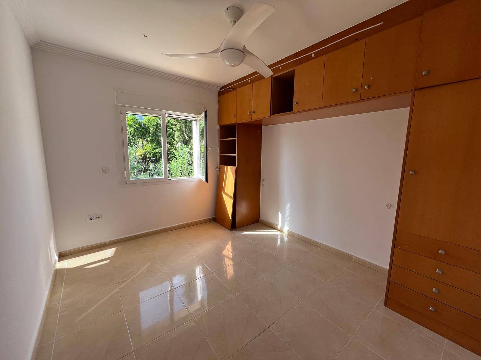 4 chambre Villa/Maison à vendre à Beniarbeig avec piscine garage - 850 000 € (Ref: 10016965)