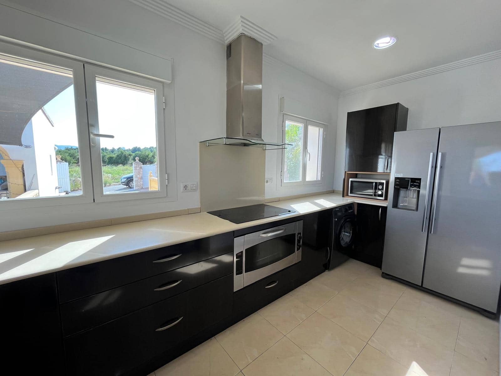 4 chambre Villa/Maison à vendre à Beniarbeig avec piscine garage - 850 000 € (Ref: 10016965)