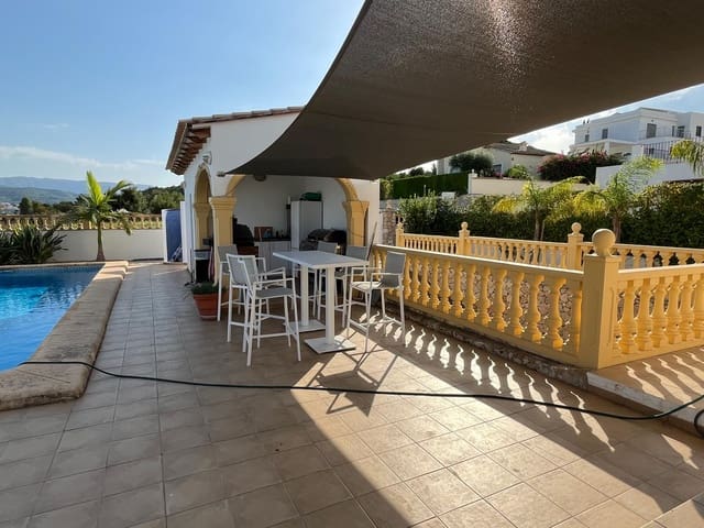 4 Zimmer Villa zu verkaufen in Beniarbeig mit Pool Garage - 850.000 € (Ref: 10016965)