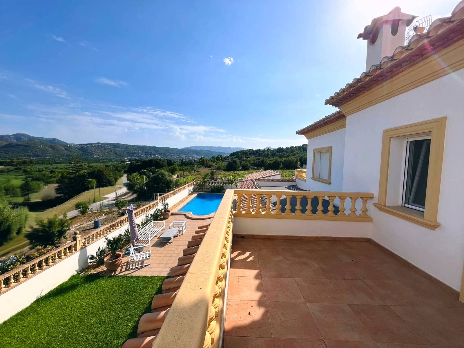 4 chambre Villa/Maison à vendre à Beniarbeig avec piscine garage - 850 000 € (Ref: 10016965)
