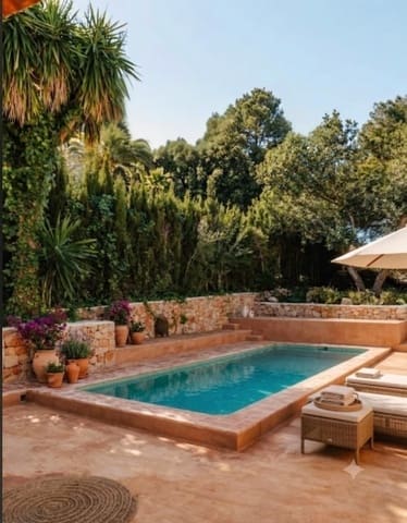 6 bedroom Villa for sale in Dénia with pool - € 940,000 (Ref: 10033368)