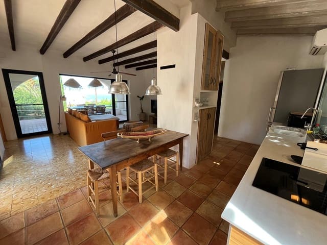6 chambre Villa/Maison à vendre à Dénia avec piscine garage - 880 000 € (Ref: 10033368)