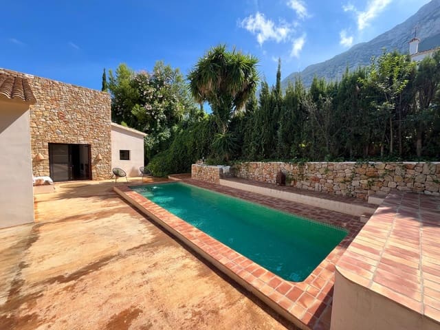 6 chambre Villa/Maison à vendre à Dénia avec piscine garage - 880 000 € (Ref: 10033368)