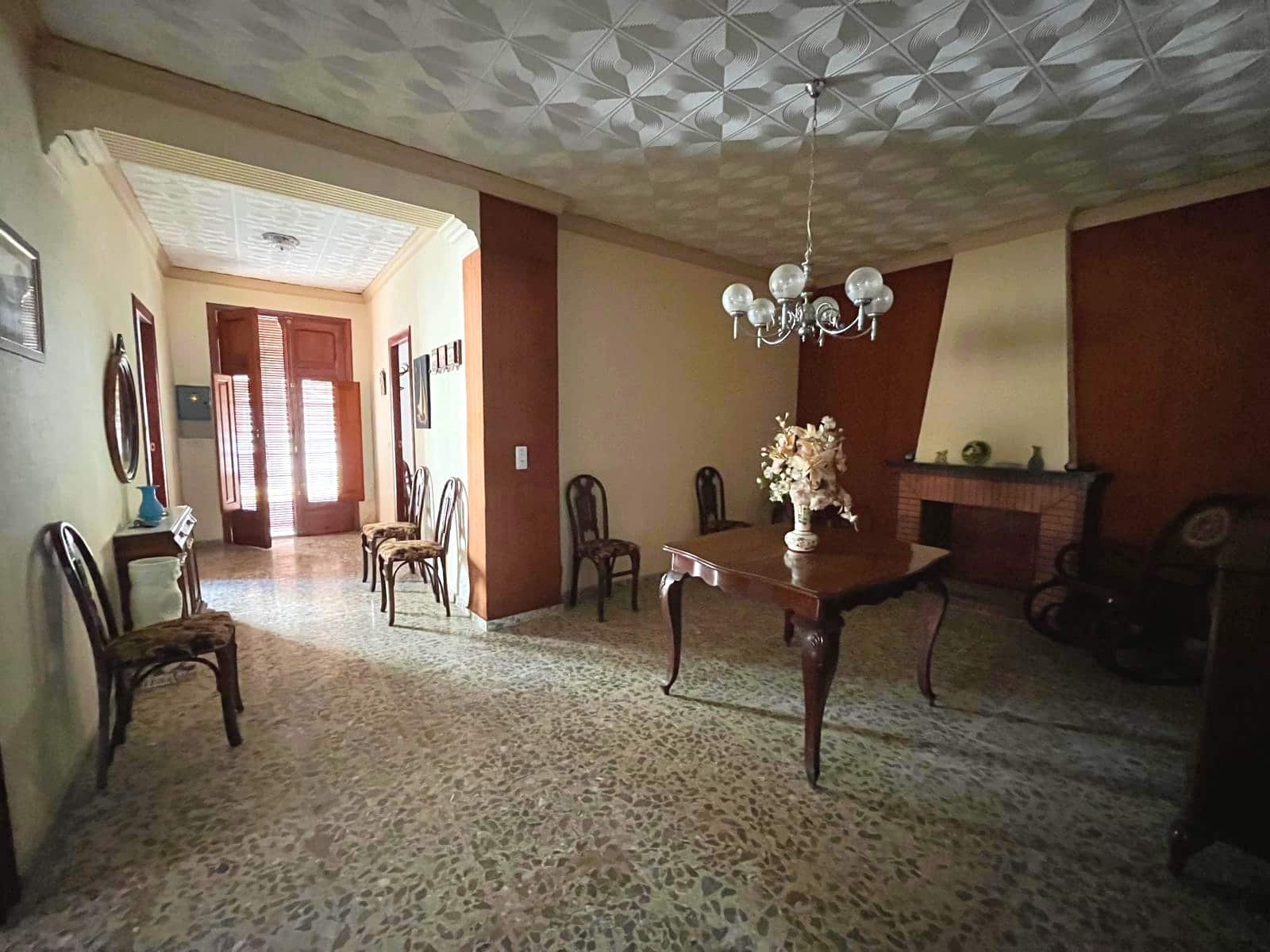 5 Zimmer Haus zu verkaufen in Pedreguer mit Garage - 225.000 € (Ref: 10044256)