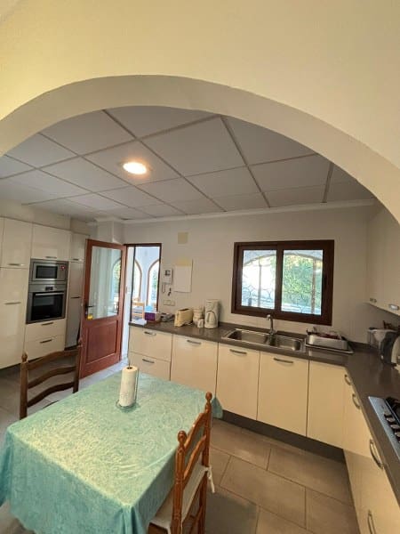 Chalet de 6 habitaciones en Dénia en venta con piscina garaje - 849.000 € (Ref: 10123363)