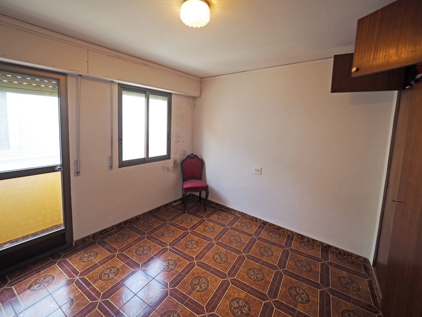 4 soveværelse Byhus til salg i Piles med garage - € 169.005 (Ref: 8591852)