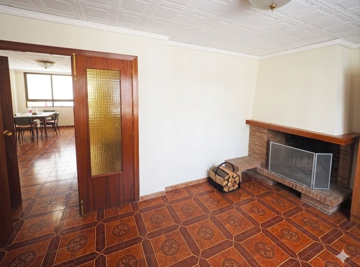 4 soverom Hus til salgs i Piles med garasje - € 165 000 (Ref: 8591852)