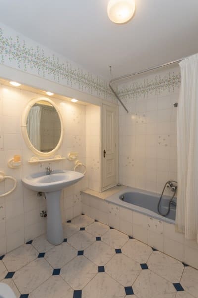 4 sypialnia Willa na sprzedaż w Denia z basenem garażem - 575 000 € (Ref: 8617229)