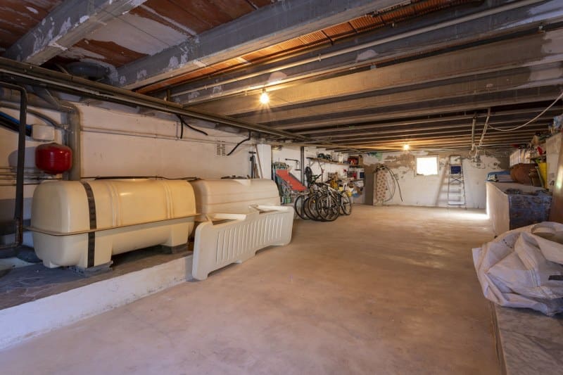 4 sypialnia Willa na sprzedaż w Denia z basenem garażem - 575 000 € (Ref: 8617229)