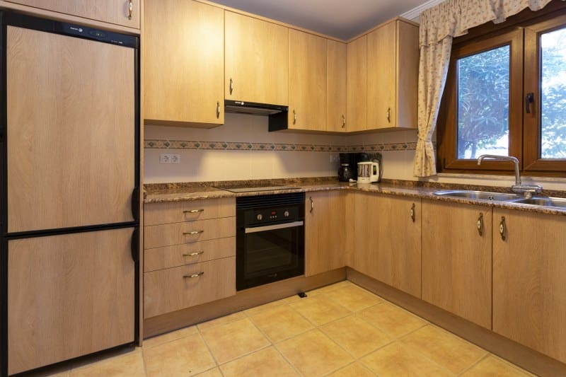 4 sypialnia Willa na sprzedaż w Denia z basenem garażem - 575 000 € (Ref: 8617229)