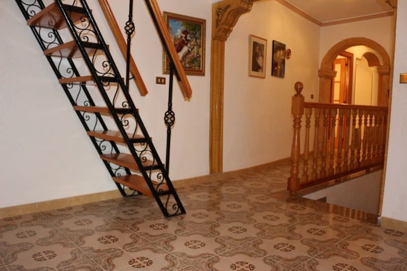 6 soveværelse Finca/Landehus til salg i Denia med swimmingpool garage - € 1.100.000 (Ref: 8764742)