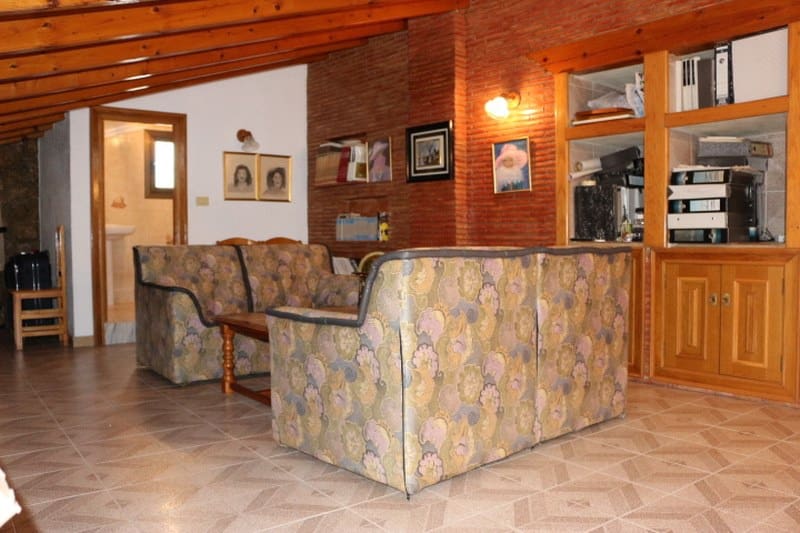 6 soveværelse Finca/Landehus til salg i Denia med swimmingpool garage - € 1.100.000 (Ref: 8764742)