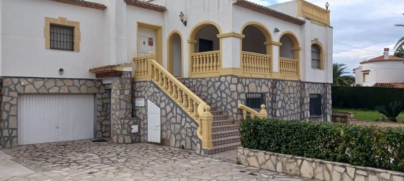 6 soveværelse Finca/Landehus til salg i Denia med swimmingpool garage - € 1.100.000 (Ref: 8764742)