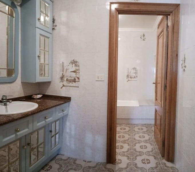 6 soveværelse Finca/Landehus til salg i Denia med swimmingpool garage - € 1.100.000 (Ref: 8764742)