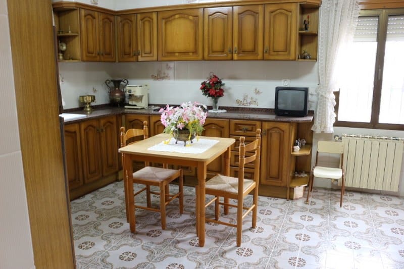 6 soveværelse Finca/Landehus til salg i Denia med swimmingpool garage - € 1.100.000 (Ref: 8764742)