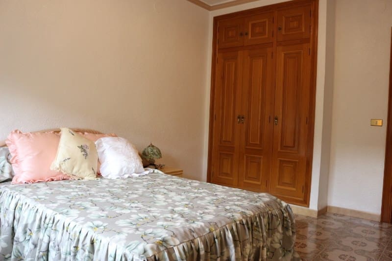 6 soveværelse Finca/Landehus til salg i Denia med swimmingpool garage - € 1.100.000 (Ref: 8764742)