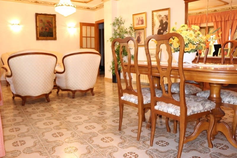 6 soveværelse Finca/Landehus til salg i Denia med swimmingpool garage - € 1.100.000 (Ref: 8764742)