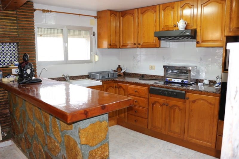 6 soveværelse Finca/Landehus til salg i Denia med swimmingpool garage - € 1.100.000 (Ref: 8764742)