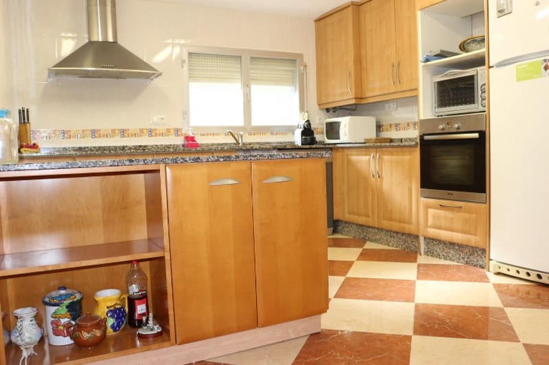 6 soveværelse Finca/Landehus til salg i Denia med swimmingpool garage - € 1.100.000 (Ref: 8764742)