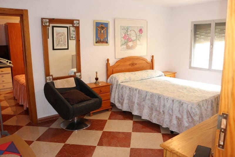 6 soveværelse Finca/Landehus til salg i Denia med swimmingpool garage - € 1.100.000 (Ref: 8764742)