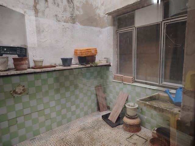 9 soveværelse Byhus til salg i Pedreguer - € 320.000 (Ref: 8873907)