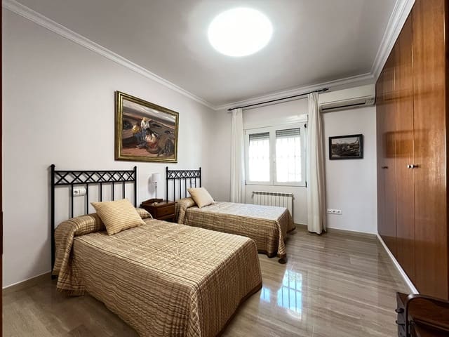 6 soverom Finca/Herregård til salgs i Beniarbeig med svømmebasseng garasje - € 825 000 (Ref: 8889326)