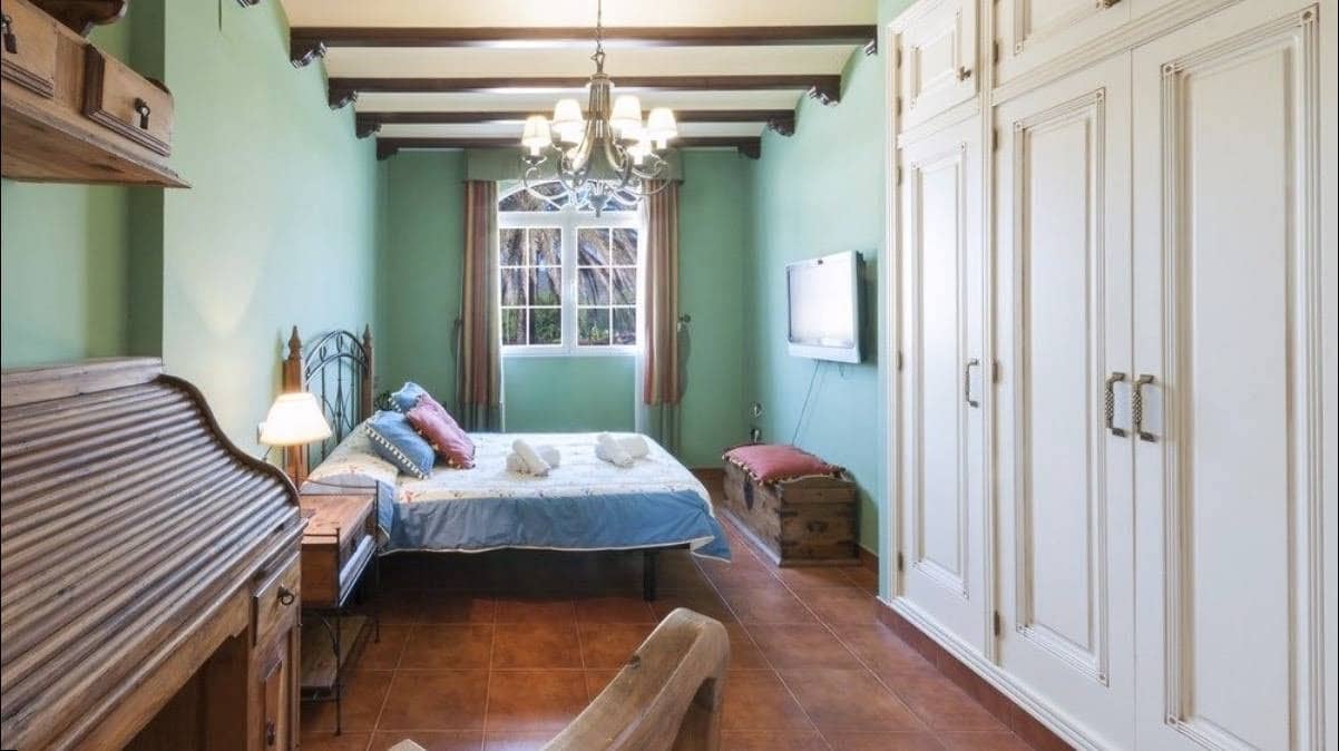 5 chambre Villa/Maison à vendre à Gandia avec piscine - 725 000 € (Ref: 9060638)