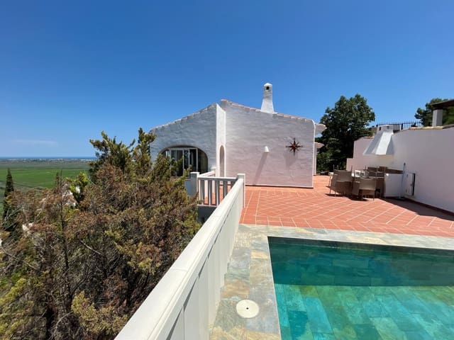 3 soveværelse Villa til salg i Monte Pego, Pego med swimmingpool garage - € 510.000 (Ref: 9106342)
