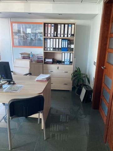 1 makuuhuone Kaupallinen myytävänä paikassa Almoines mukana 
autotalli - 625 000 € (Ref: 9207852)