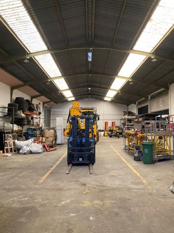 1 makuuhuone Kaupallinen myytävänä paikassa Almoines mukana 
autotalli - 625 000 € (Ref: 9207852)