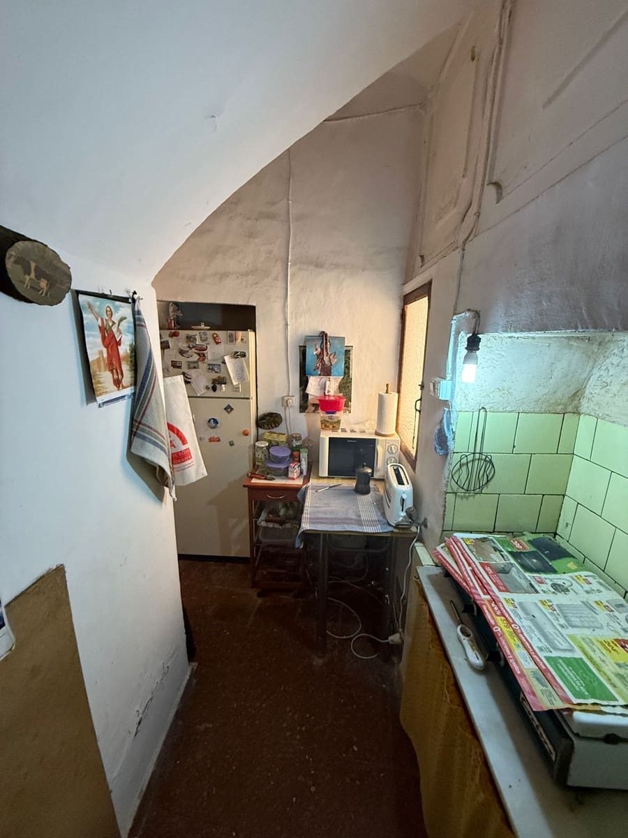 5 slaapkamer Huis te koop in Parcent - € 116.000 (Ref: 9216359)