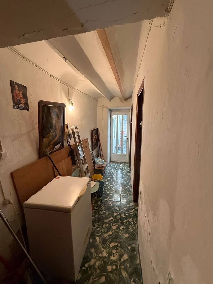 5 slaapkamer Huis te koop in Parcent - € 116.000 (Ref: 9216359)