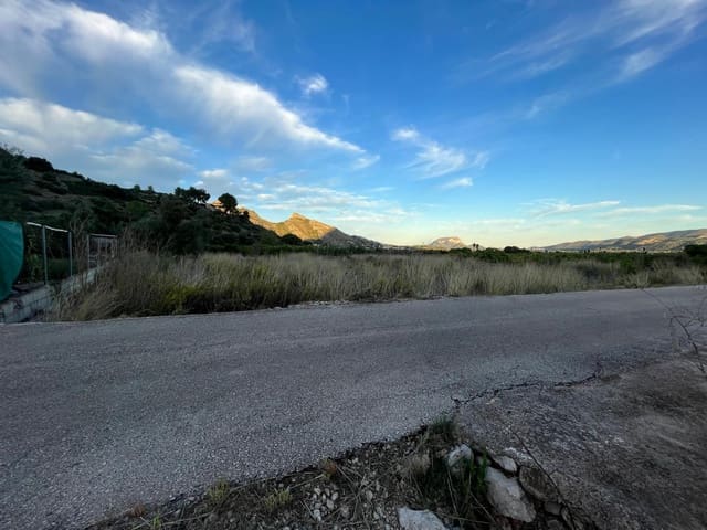 Landgrundstück zu verkaufen in Sagra - 18.000 € (Ref: 9322428)